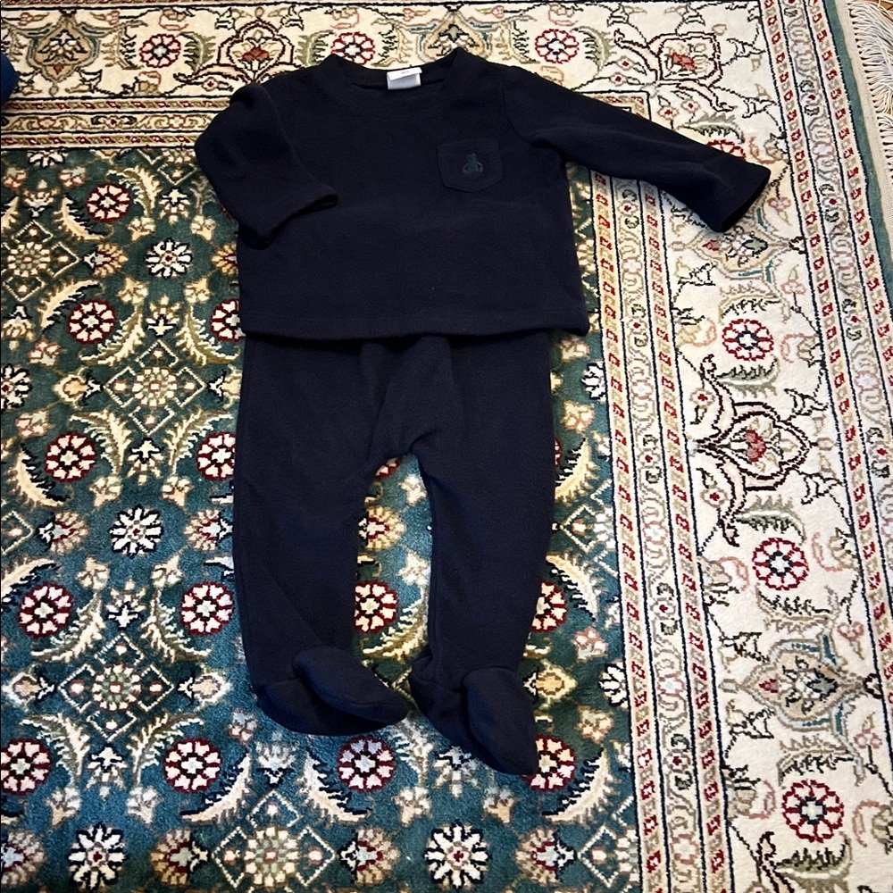 Baby GAP footie 2 set